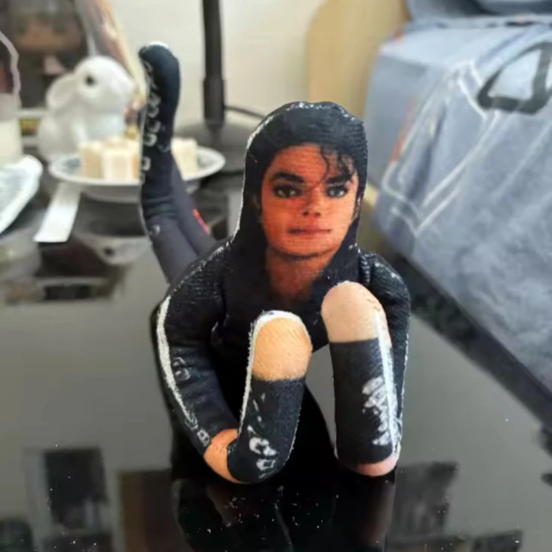 Cosplay Prop Making - Nuovo Stile 2026: Bambola di Peluche